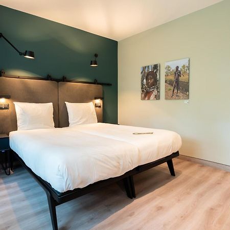 Hotel Kontakt der Kontinenten Soesterberg Bagian luar foto